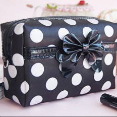 Elegant cosmetic bag