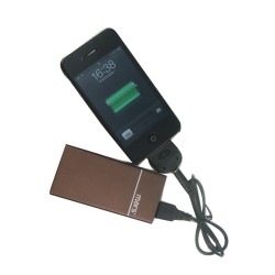 金屬殼USB流動充電器套裝  (移动电源)6000 mAh