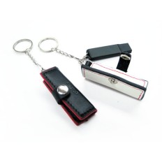 USB Stick with keychain and Leather pouch