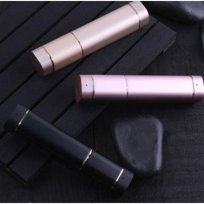  禮品定制王牌產品：藍牙耳機及移動電源